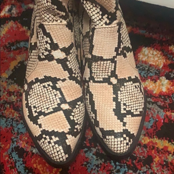 Python over the knee boots - Picture 5 of 6